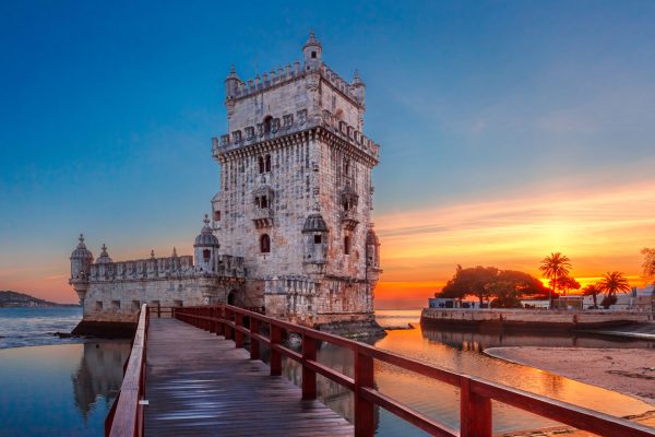 La Torre di Belem lungo il Tejo