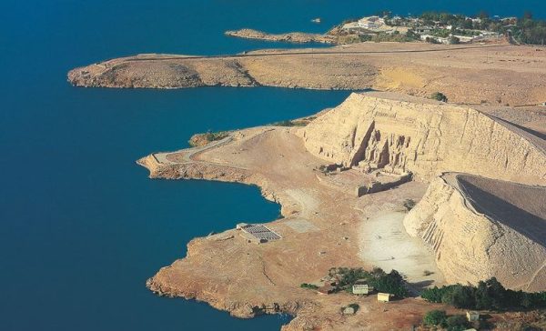 abu simbel antico egitto