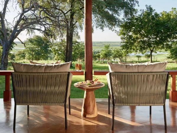 Sanctuary Chobe Chilwero è un lussuoso rifugio lungo il fiume