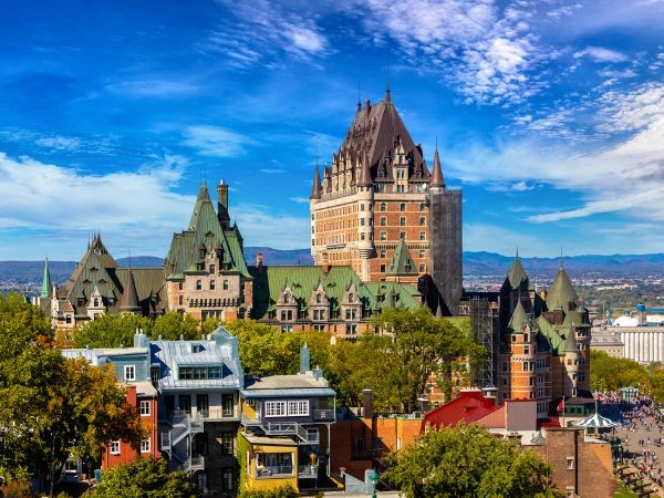 Fotografare lo Château Frontenac, iconico hotel che domina il centro storico di Québec City