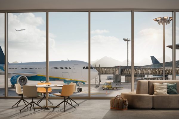lounge-viaggio-aereoporto-vista-pista-decollo