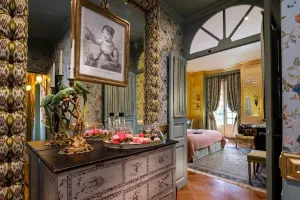 camera-da-letto-hotel-5-stelle-francia.
