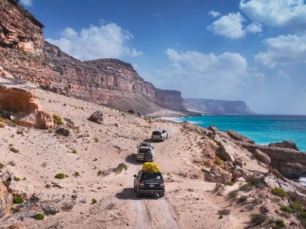trekking socotra
