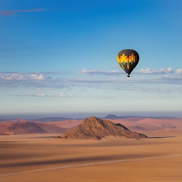 Luna di miele in Africa Australe tra safari esclusivi, paesaggi spettacolari e lodge di lusso immersi nella natura selvaggia.