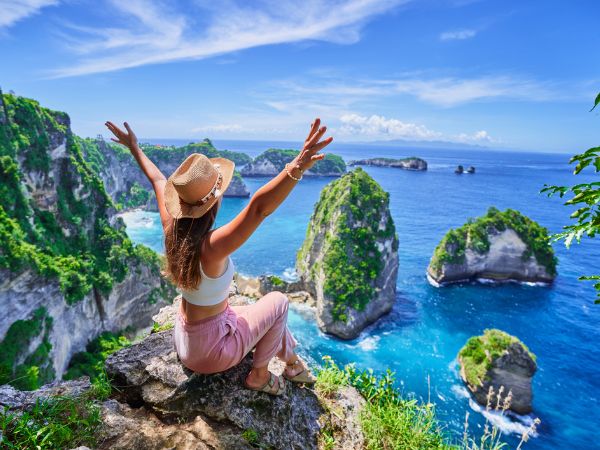 Viaggi da soli su misura da Milano: esperienze personalizzate in solitaria con itinerari completi e organizzazione professionale